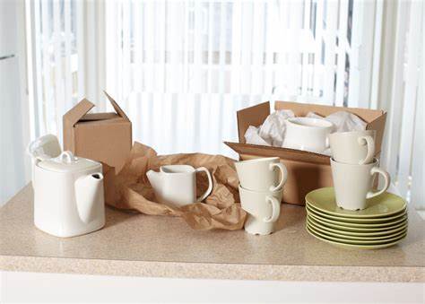 7 Tips for Packing a Kitchen Before a Smooth Move 7 Tips for Packing a Kitchen Before a Smooth Move